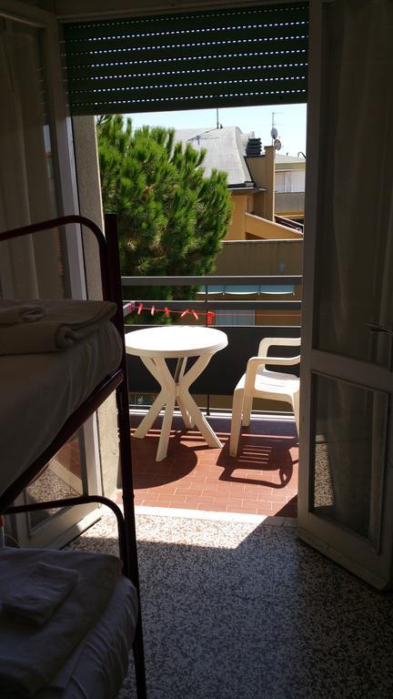 ריצ'יונה Fiorina Bed&Breakfast - Colazione Fino A Mezzogiorno - Beach Village Gratuito - Aquafan25 Oltremare20 מראה חיצוני תמונה