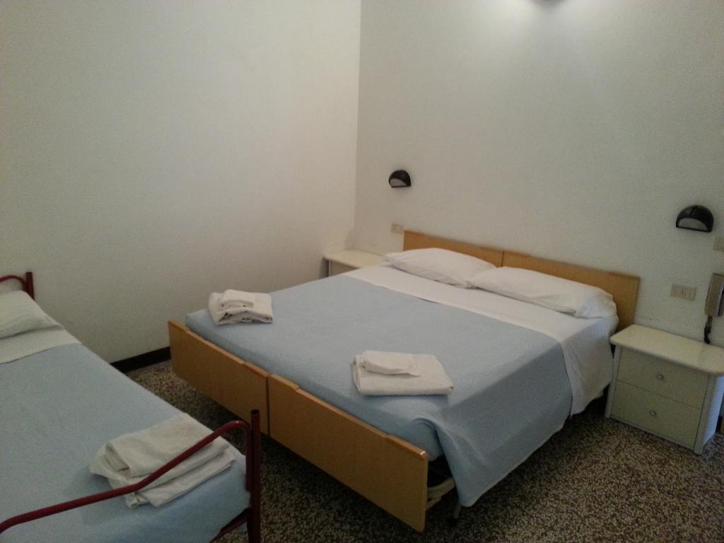 ריצ'יונה Fiorina Bed&Breakfast - Colazione Fino A Mezzogiorno - Beach Village Gratuito - Aquafan25 Oltremare20 מראה חיצוני תמונה